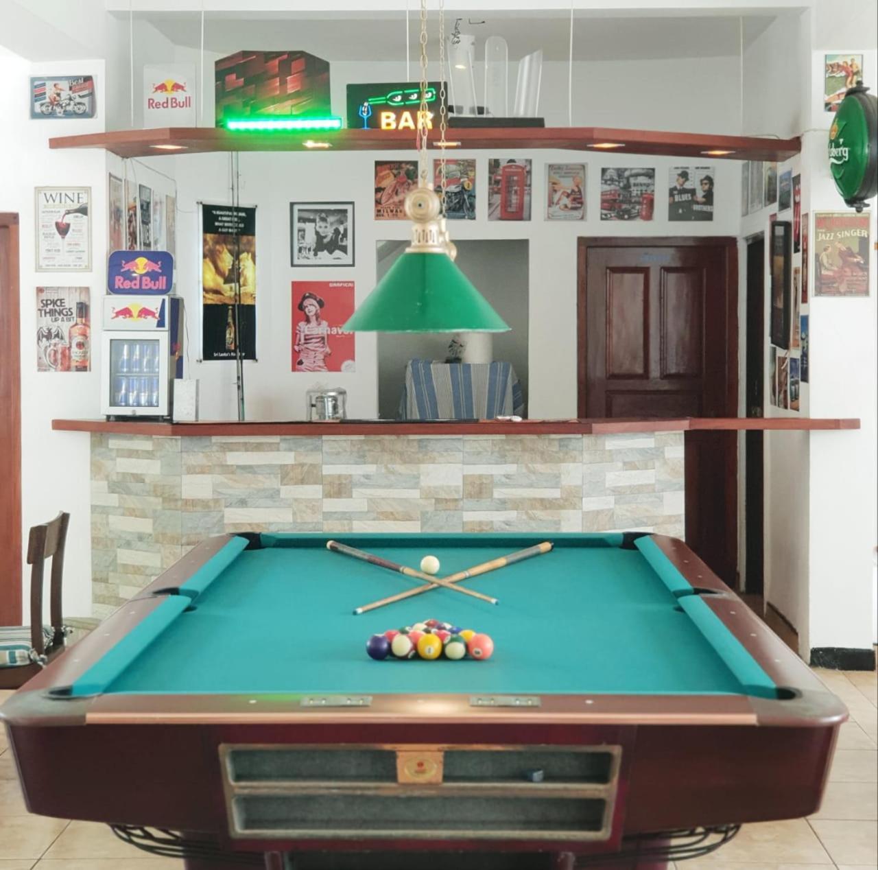 Hotel Blue Note Hikkaduwa Bagian luar foto